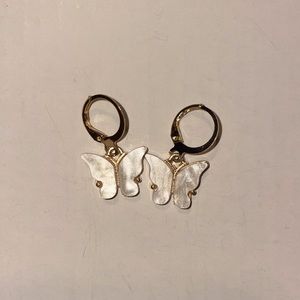 White/Gold Butterfly Clamp Earrings